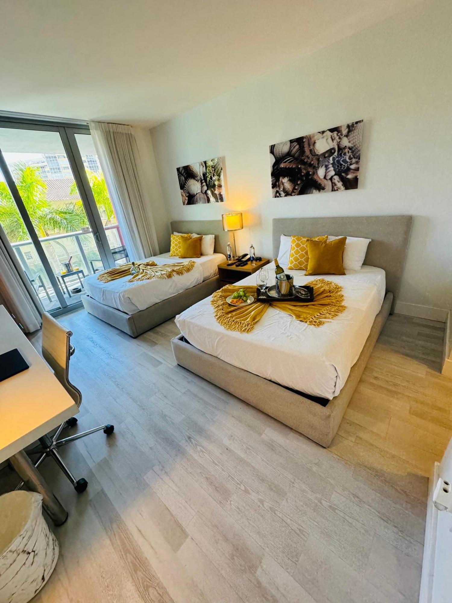 Beachwalk Resort & Condos Hallandale Beach Εξωτερικό φωτογραφία
