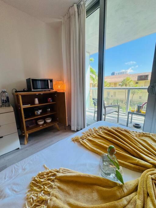 Beachwalk Resort & Condos Hallandale Beach Εξωτερικό φωτογραφία