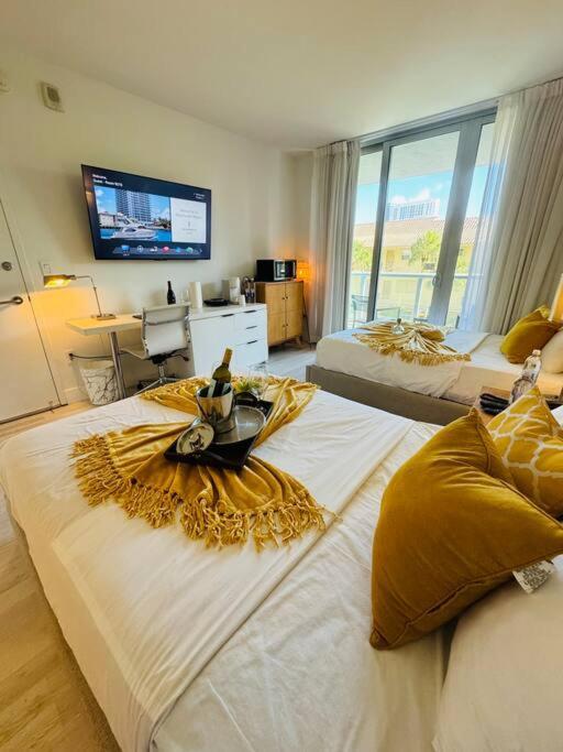 Beachwalk Resort & Condos Hallandale Beach Εξωτερικό φωτογραφία