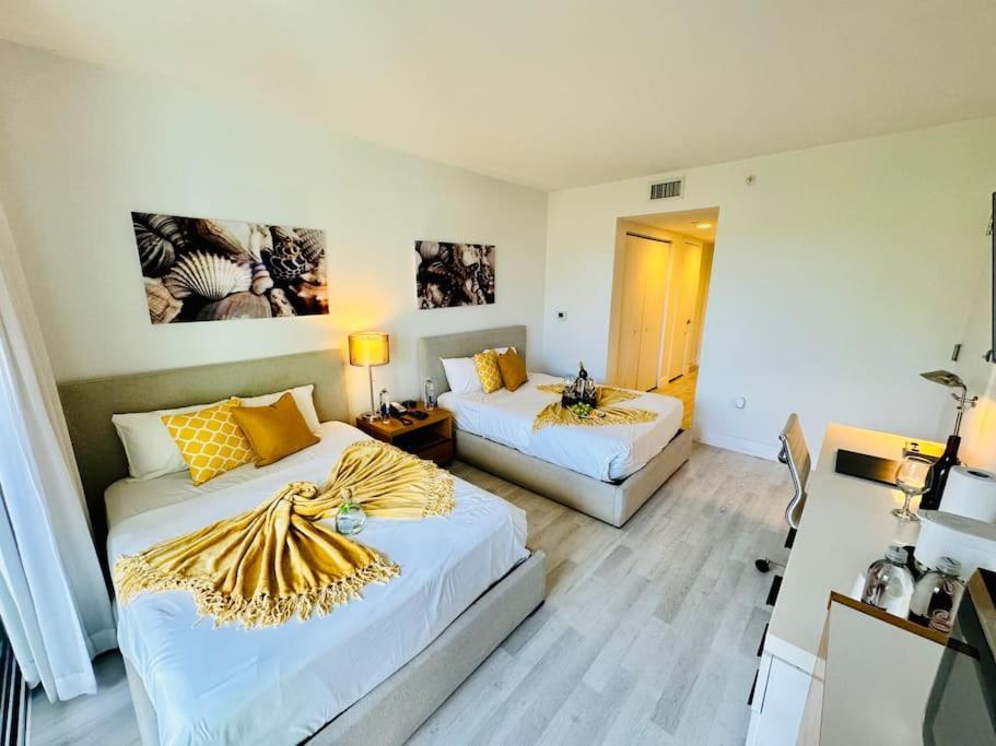 Beachwalk Resort & Condos Hallandale Beach Εξωτερικό φωτογραφία